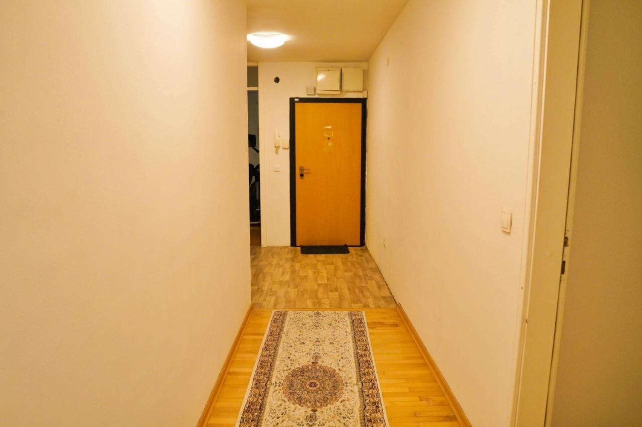 City Center Grand Apartment - Three-Bedroom, Free Parking 사라예보 외부 사진