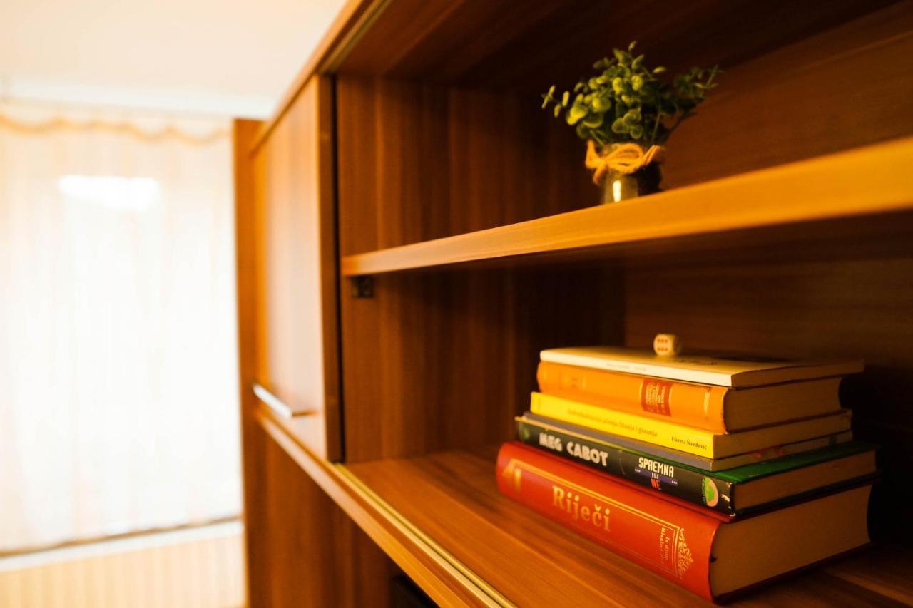 City Center Grand Apartment - Three-Bedroom, Free Parking 사라예보 외부 사진