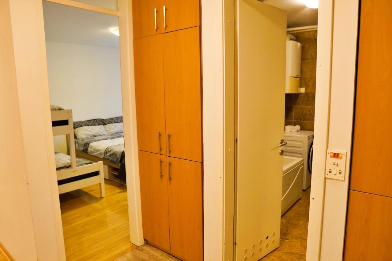 City Center Grand Apartment - Three-Bedroom, Free Parking 사라예보 외부 사진