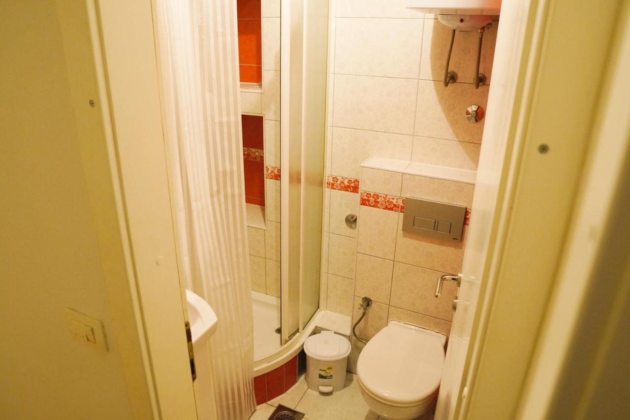City Center Grand Apartment - Three-Bedroom, Free Parking 사라예보 외부 사진