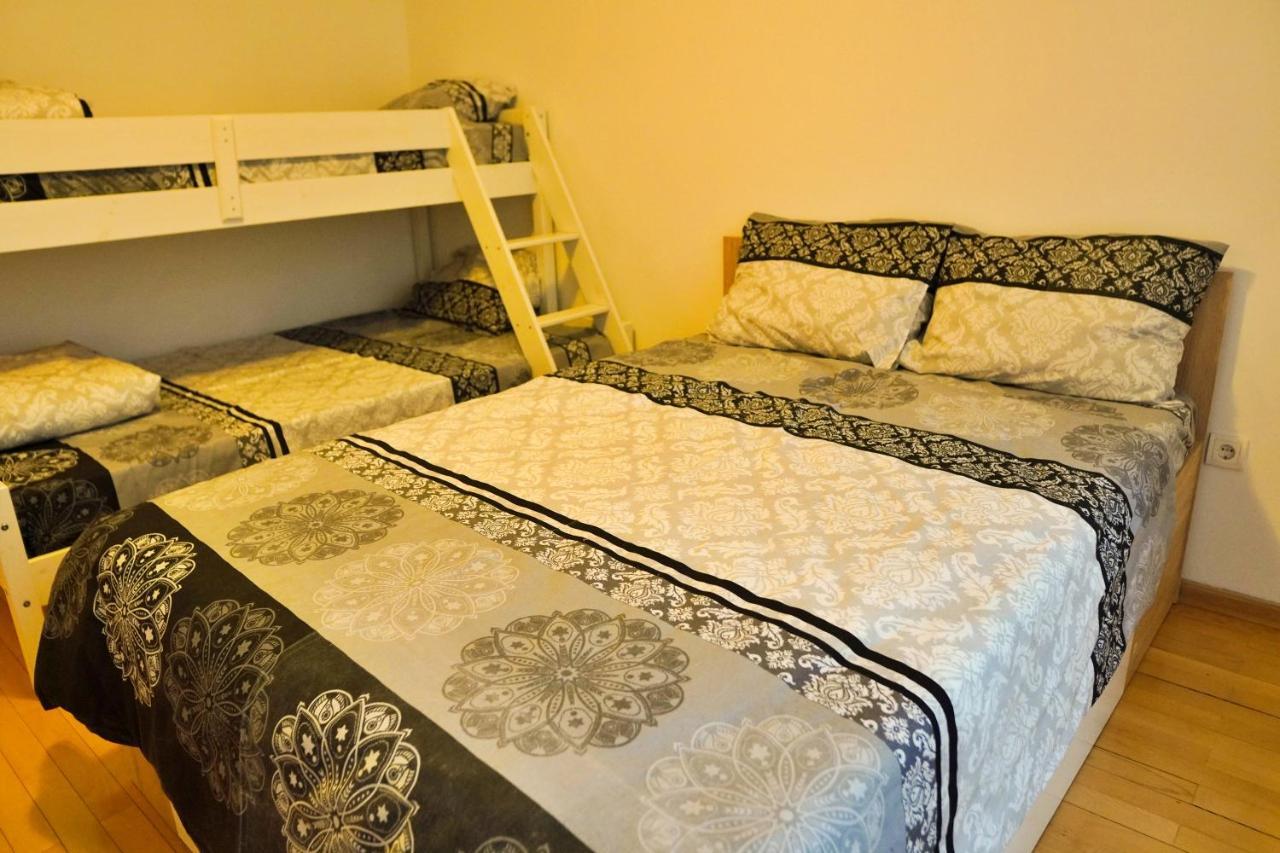 City Center Grand Apartment - Three-Bedroom, Free Parking 사라예보 외부 사진